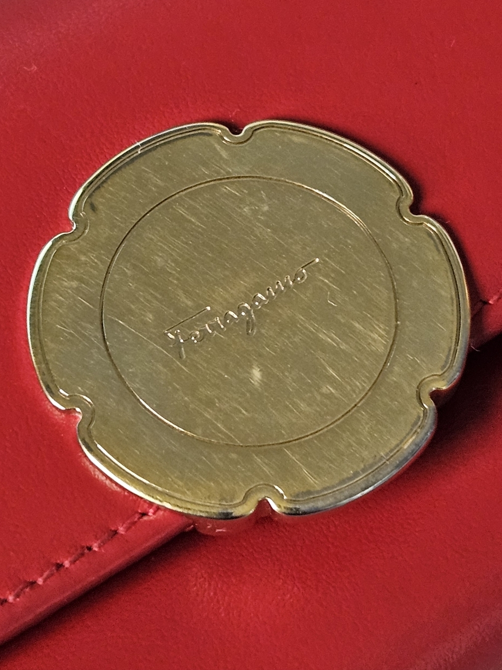 Red leather Salvatore Ferragamo continental Wallet/crossbody - Picture 3 of 10